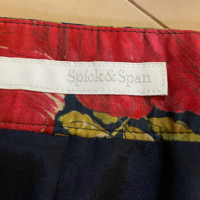 Spick & Span(スピックアンドスパン)のスピックアンドスパン　リバティ柄スカート レディースのスカート(ロングスカート)の商品写真
