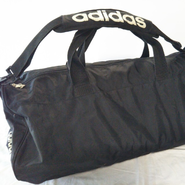 adidas(アディダス)の遠征には最適必需品/ adidas DUFFUL BIG BAG (良品中古品) メンズのバッグ(ドラムバッグ)の商品写真