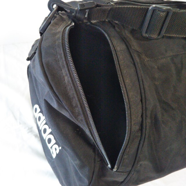 adidas(アディダス)の遠征には最適必需品/ adidas DUFFUL BIG BAG (良品中古品) メンズのバッグ(ドラムバッグ)の商品写真