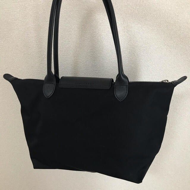 LONGCHAMP(ロンシャン)の ロンシャン LONGCHAMP ル・プリアージュ ネオ ブラックMサイズ レディースのバッグ(トートバッグ)の商品写真