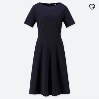 ユニクロ(UNIQLO)のユニクロ　ポンチワンピース（半袖・丈短め81～91cm）(ひざ丈ワンピース)