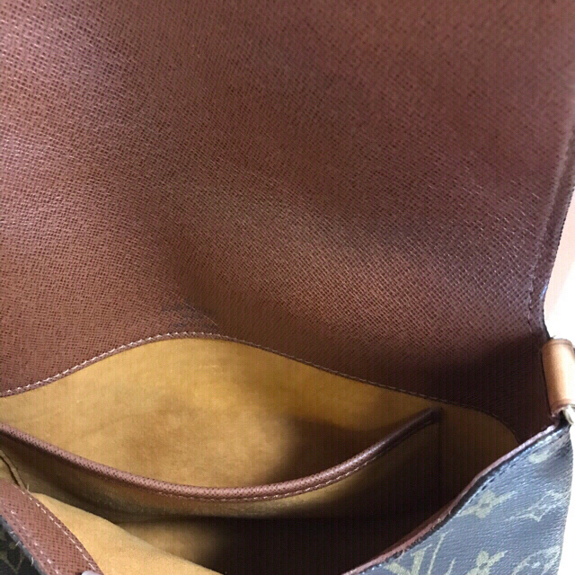 LOUIS VUITTON(ルイヴィトン)の箱・保存袋付き♪ LOUIS VUITTON ルイヴィトン ミュゼットタンゴ レディースのバッグ(ショルダーバッグ)の商品写真