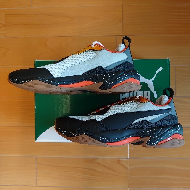 PUMA(プーマ)のPuma Thunder Electric UK10 29㎝ プーマ メンズの靴/シューズ(スニーカー)の商品写真