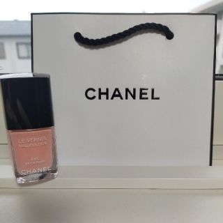 シャネル(CHANEL)のCHANEL LE VERNIS ネイルカラー マニキュア(マニキュア)