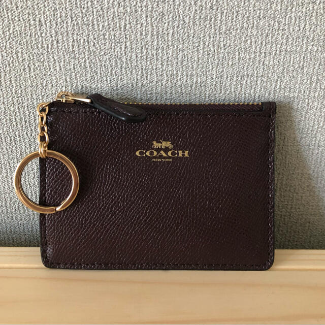 COACH(コーチ)のCOACH 【新品】コーチ　キーケース　コンパクト財布　定期・ID入れ レディースのファッション小物(キーケース)の商品写真