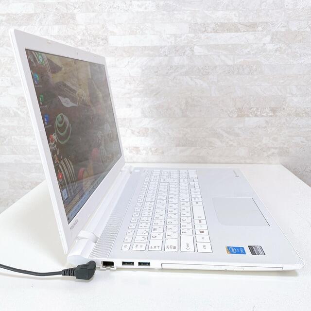 東芝(トウシバ)の【お得】東芝 ノートパソコン Corei7 Blu-ray対応 動作スムーズ スマホ/家電/カメラのPC/タブレット(ノートPC)の商品写真