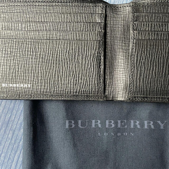 BURBERRY(バーバリー)のBurberry 二つ折り財布 メンズのファッション小物(折り財布)の商品写真