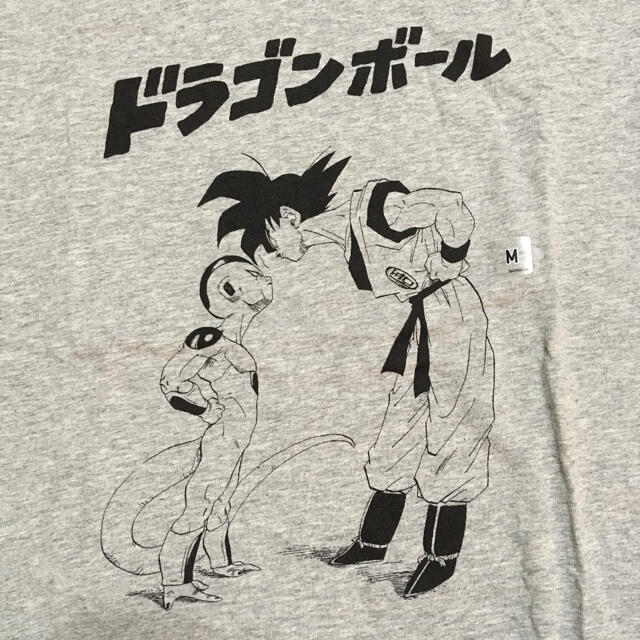 UNIQLO(ユニクロ)の【新品】ドラゴンボール 少年ジャンプ　ユニクロTシャツ　孫悟空×フリーザ　鳥山明 メンズのトップス(Tシャツ/カットソー(半袖/袖なし))の商品写真