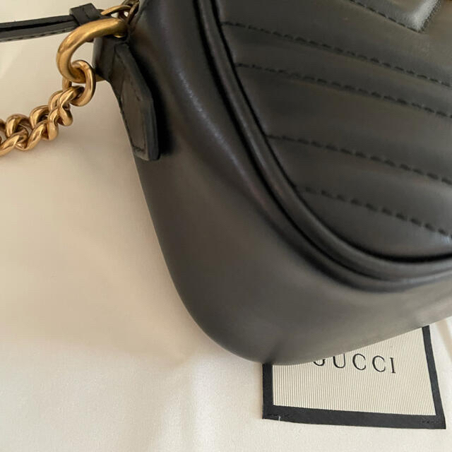 Gucci(グッチ)のGUCCI  グッチ　GGマーモント ショルダーバッグ　【未使用】 レディースのバッグ(ショルダーバッグ)の商品写真