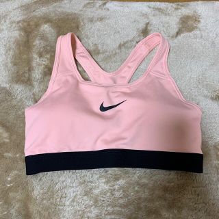 ナイキ(NIKE)のNIKE スポーツプラ　ブラトップ(トレーニング用品)