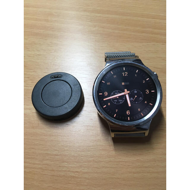 HUAWEI(ファーウェイ)のHUAWEI WATCH W1 メンズの時計(腕時計(デジタル))の商品写真