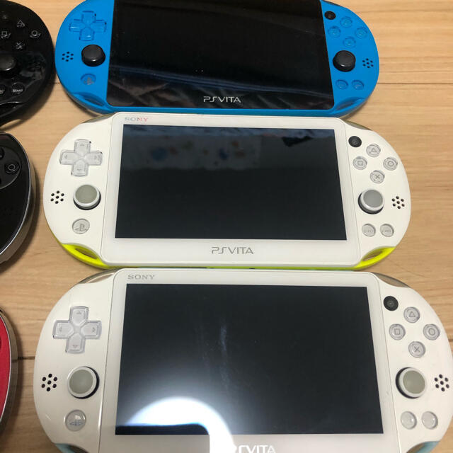 psvita まとめ売り エンタメ/ホビーのゲームソフト/ゲーム機本体(携帯用ゲーム機本体)の商品写真