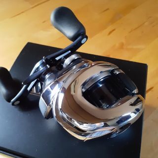 シマノ(SHIMANO)のシマノ 19アンタレス HG 右(リール)