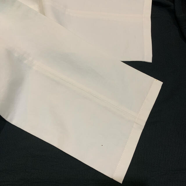 LORO PIANA(ロロピアーナ)のmen's パンツ　52  ロロピアーナ　白チノパン メンズのパンツ(チノパン)の商品写真