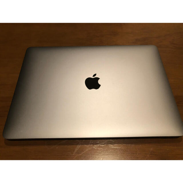 MWTJ2J/A スペースグレイ Apple MacBook Air Reti…