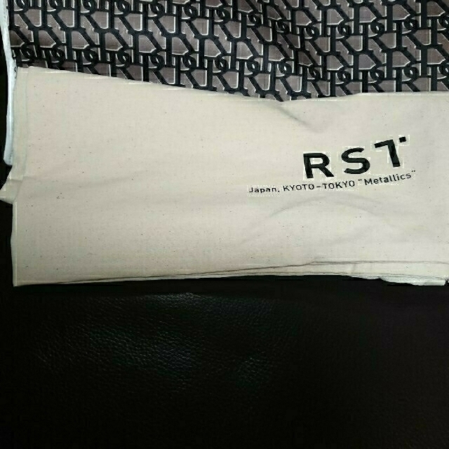 Russet(ラシット)のrusset【RST】モノグラムトートバッグＬサイズ レディースのバッグ(トートバッグ)の商品写真