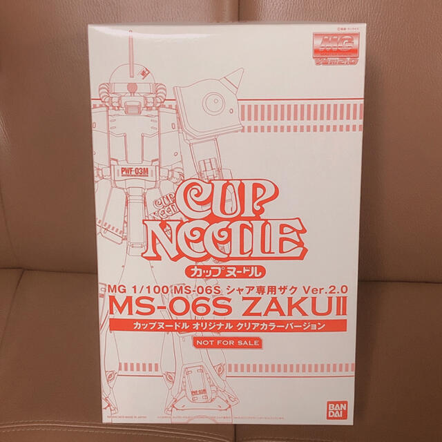 BANDAI(バンダイ)のカップヌードル MP-06S ZAKUⅡ クリアカラーバージョン ガンプラ エンタメ/ホビーのフィギュア(アニメ/ゲーム)の商品写真