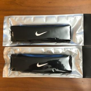 ナイキ(NIKE)の新品　NIKE ヘアバンド ヘッドバンド ブラック 2本セット(バンダナ/スカーフ)