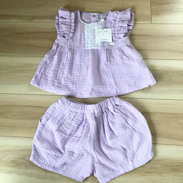 BeBe(ベベ)のBeBe セットアップ　90 キッズ/ベビー/マタニティのキッズ服女の子用(90cm~)(Tシャツ/カットソー)の商品写真