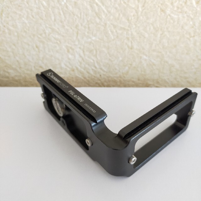 サンウェイフォト PSL-A7RIV  L ブラケット Sony A7RIV用 スマホ/家電/カメラのカメラ(その他)の商品写真