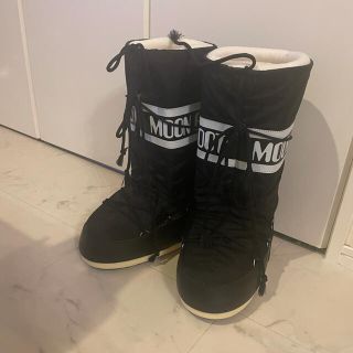 MOON BOOT ムーンブーツ スノーブーツの通販 by cocoxxx｜ラクマ