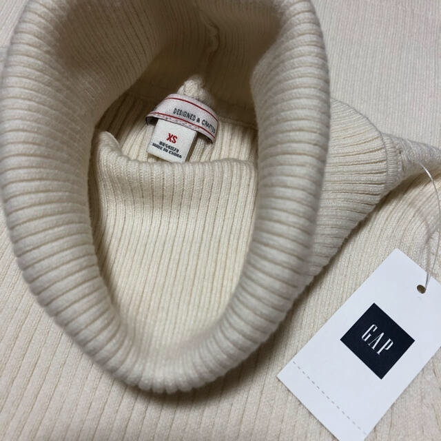 GAP(ギャップ)の【専用】新品＊GAP＊タートルネック＊XS レディースのトップス(ニット/セーター)の商品写真