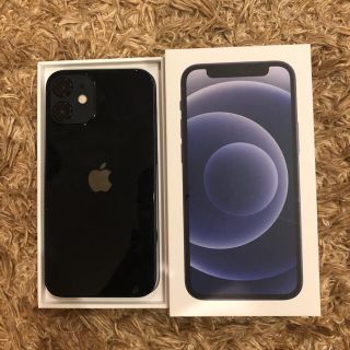 アイフォーン(iPhone)のiPhone 12 mini ブラック 128 GB SIMフリー(スマートフォン本体)