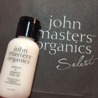 ジョンマスターオーガニック(John Masters Organics)の新品❤️ ジョンマスターオーガニック ボディミルク クリーム  ゼラニウム (ボディローション/ミルク)