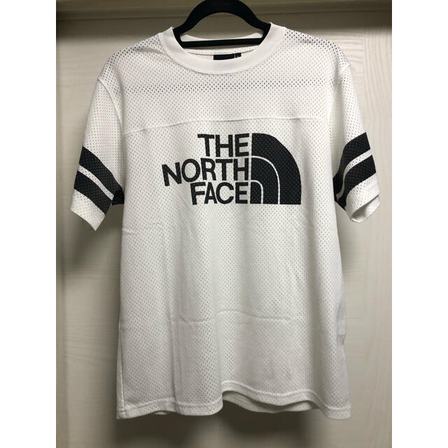 THE NORTH FACE(ザノースフェイス)のうみきち様専用　THE NORTH FACE / football shirt メンズのトップス(Tシャツ/カットソー(半袖/袖なし))の商品写真