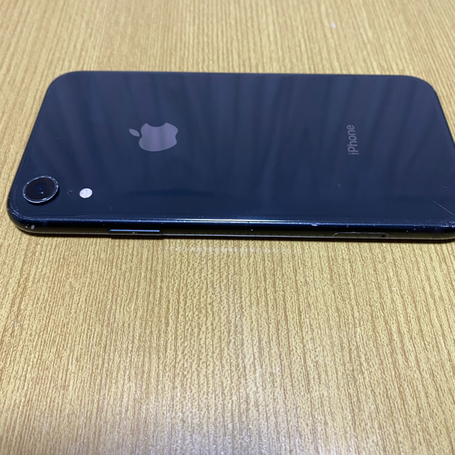 iPhone(アイフォーン)のiPhone XR スマホ/家電/カメラのスマートフォン/携帯電話(スマートフォン本体)の商品写真