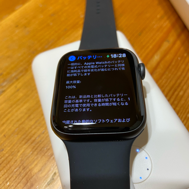 Apple(アップル)のApple Watch Series 6 44mm スペースグレイ アルミニウ… メンズの時計(腕時計(デジタル))の商品写真