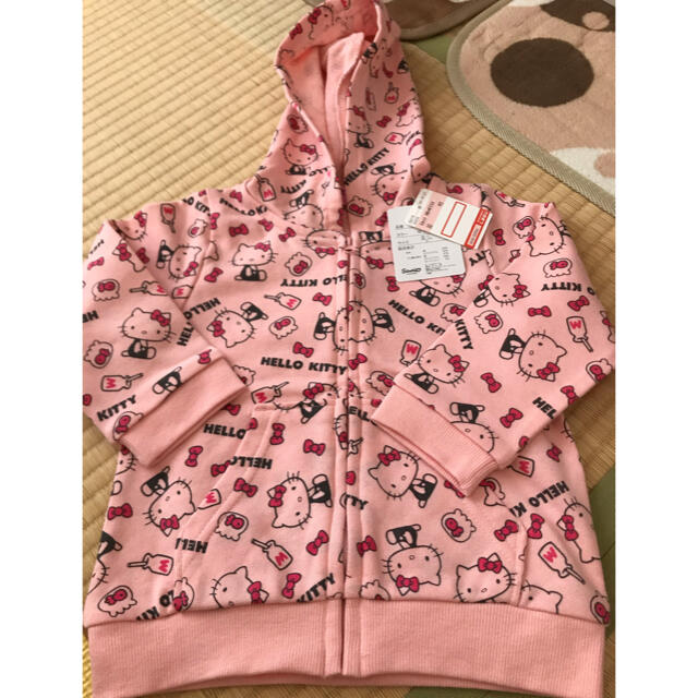 ハローキティ(ハローキティ)の専用♡キティ♡パーカー　90 キッズ/ベビー/マタニティのキッズ服女の子用(90cm~)(ジャケット/上着)の商品写真