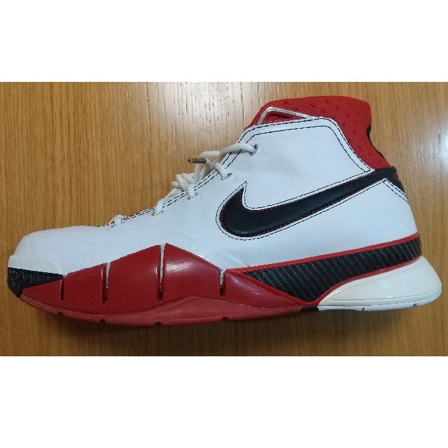 NIKE(ナイキ)のzoom kobe 1 (27cm) スポーツ/アウトドアのスポーツ/アウトドア その他(バスケットボール)の商品写真