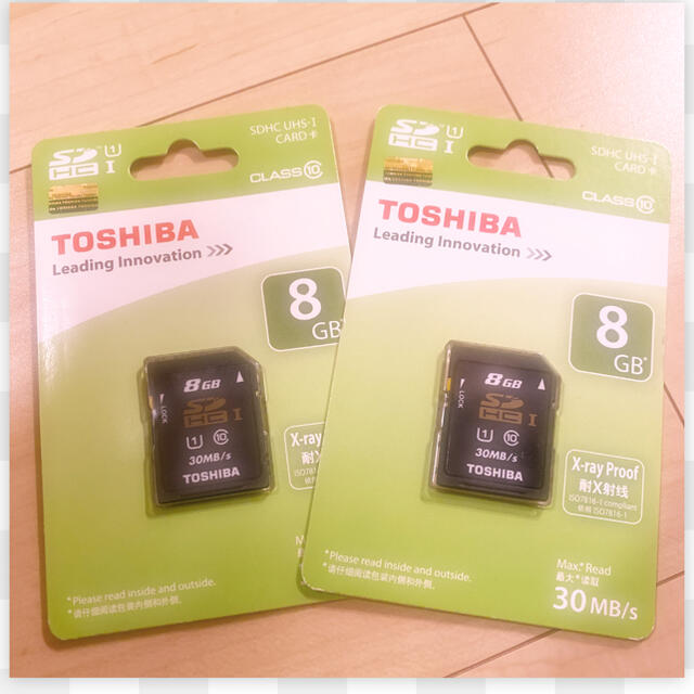 東芝(トウシバ)のTOSHIBA製　SDカード【8GB】2点セット！！ スマホ/家電/カメラのスマートフォン/携帯電話(その他)の商品写真