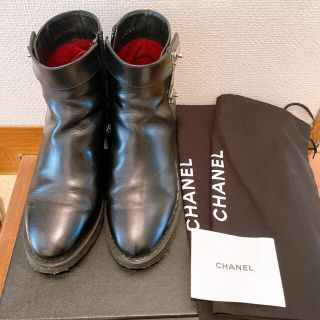 シャネル(CHANEL)の【週末値下げ】シャネル　ターンロック　ショートブーツ　35.5(ブーツ)