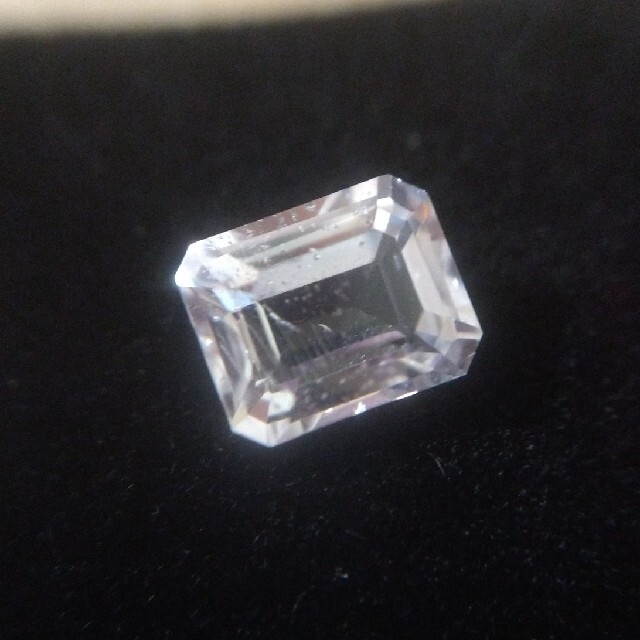 素材/材料開運日特価☆フェナカイト　ルース　ロシア産　3.16ct