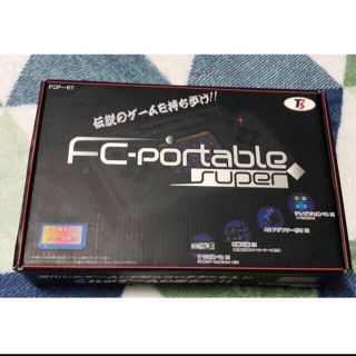 ファミリーコンピュータ(ファミリーコンピュータ)のFC portable Super (携帯用ゲーム機本体)