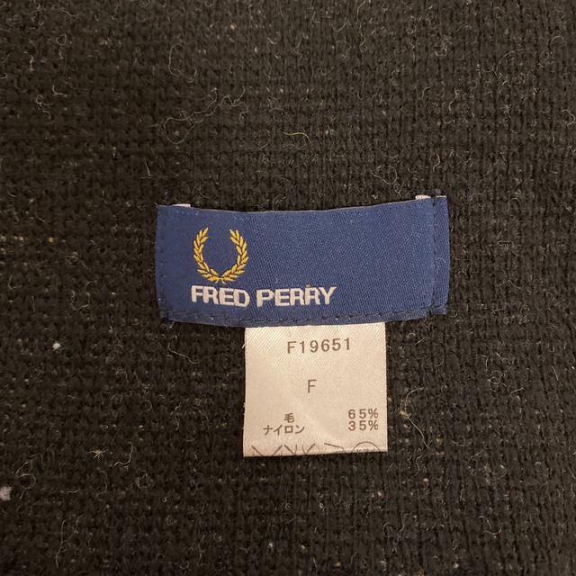 FRED PERRY(フレッドペリー)のFRED PERRY メンズ　マフラー メンズのファッション小物(マフラー)の商品写真