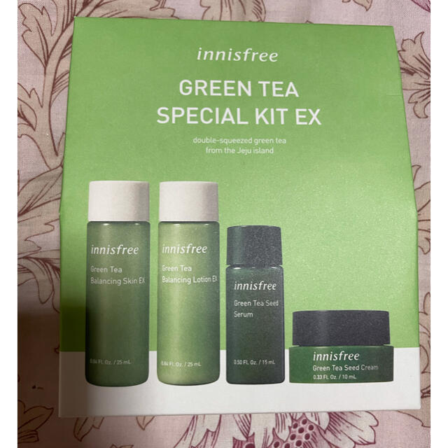 Innisfree(イニスフリー)のイニスフリー GREEN TEA スペシャルキット コスメ/美容のキット/セット(サンプル/トライアルキット)の商品写真