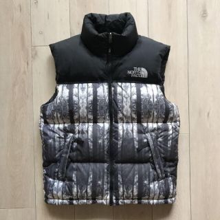 ノースフェイス(THE NORTH FACE) 迷彩 ダウンベスト(メンズ)の通販 57