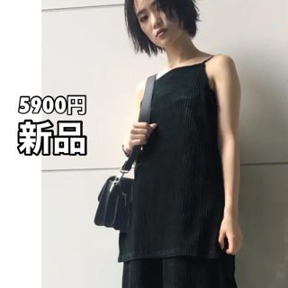 ザラ(ZARA)のムルーア　新品　キャミソール タンクトップ　ノースリーブ　韓国風　人気　韓国(キャミソール)