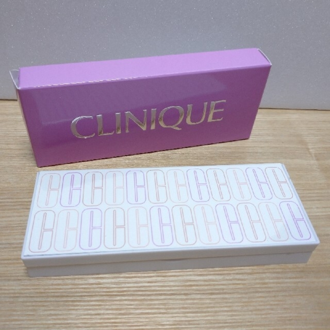 CLINIQUE(クリニーク)のCLINIQUE クリスマスコフレ ★チークポップパレット コスメ/美容のベースメイク/化粧品(アイシャドウ)の商品写真