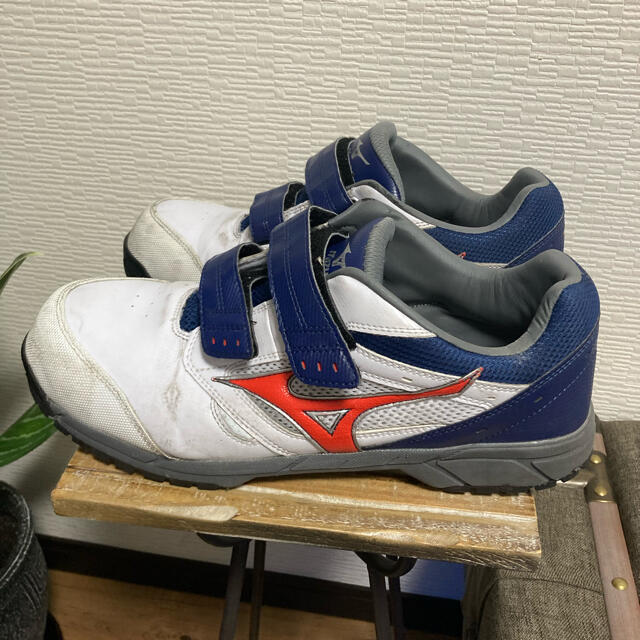 MIZUNO - ミズノ 安全靴 28cmの通販 by SLAM DUNK|ミズノならラクマ Mizunミズノ安全靴26cm オールマイティLSII22L新品24時間以内発送