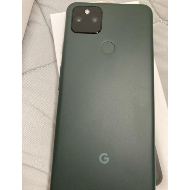 Google(グーグル)の Google Pixel 5a (5G)（128 GB、SIM フリー版） スマホ/家電/カメラのスマートフォン/携帯電話(スマートフォン本体)の商品写真