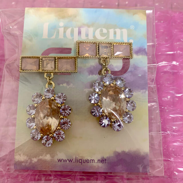 liquem レディメダル　イヤリング レディースのアクセサリー(イヤリング)の商品写真