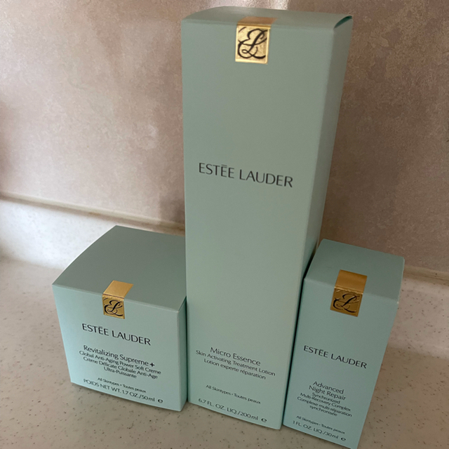 Estee Lauder(エスティローダー)の新品未使用★ エスティ ローダー アドバンス ナイト 30ml リペア 美容液 コスメ/美容のスキンケア/基礎化粧品(美容液)の商品写真