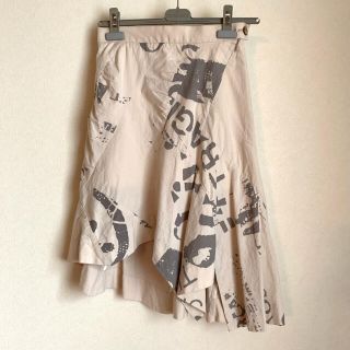 ヴィヴィアンウエストウッド(Vivienne Westwood)のヴィヴィアン ウエストウッド　アシンメトリースカート(ひざ丈スカート)