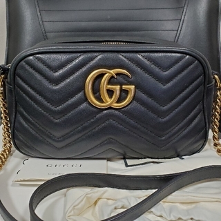 グッチ(Gucci)のGUCCI　GGマーモントショルダーバッグ　スモール　ブラック(ショルダーバッグ)