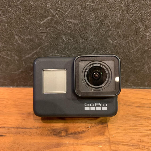 GoPro(ゴープロ)の★送料込み★GoPro HERO7 BLACK ゴープロ　ヒーロー7 スマホ/家電/カメラのカメラ(ビデオカメラ)の商品写真