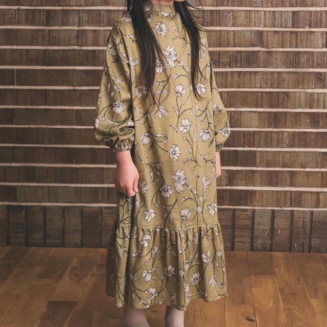 EAST END HIGHLANDERS  flower dress  90cm キッズ/ベビー/マタニティのキッズ服女の子用(90cm~)(ワンピース)の商品写真